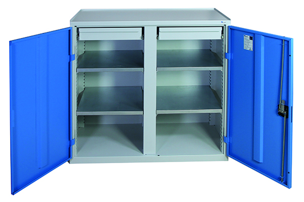 Werkzeugschrank Serie 2000, mit Mitteltrennwand, lichtgrau/lichtblau